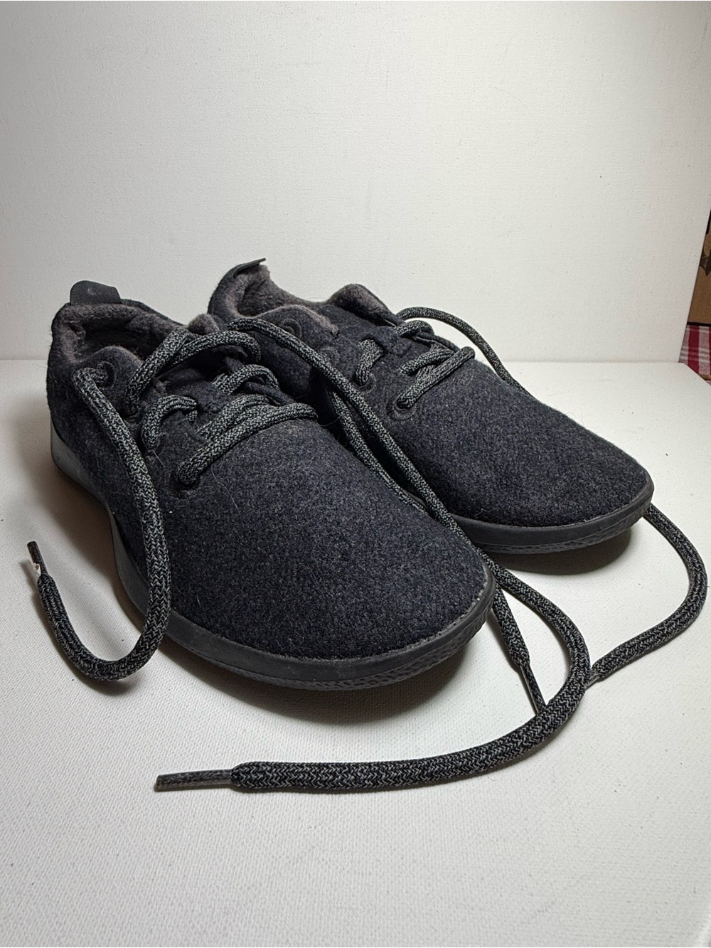 Allbirds Women's Black Wool Sneakers Sz 7 EUC